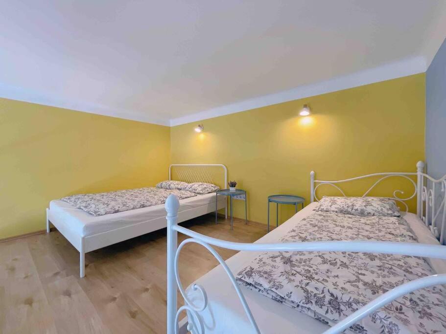 B Downtown Modern * Budapešť